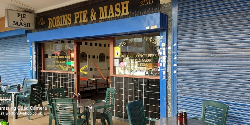 Robins Pie & Mash