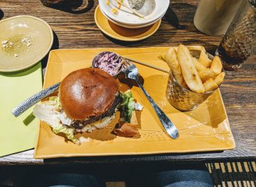 Harvester Honey Pot Basildon