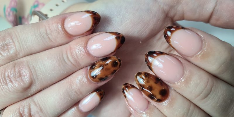 Glamour Nail Bar