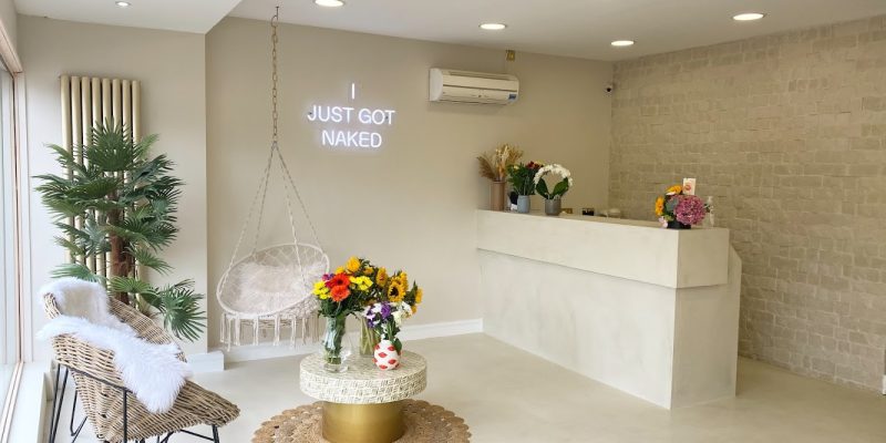 Naked Lounge