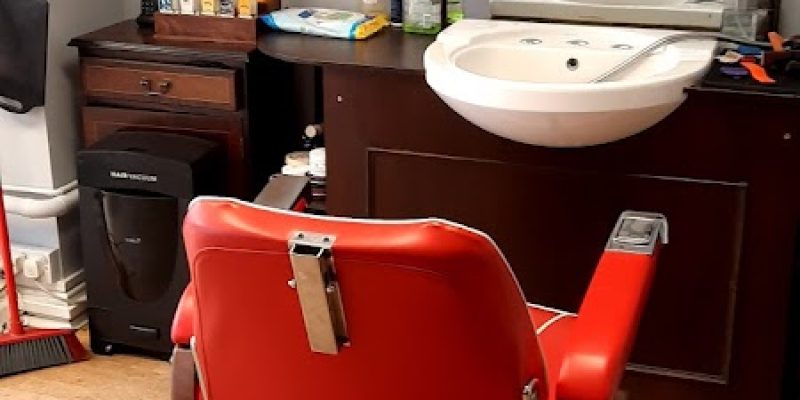Michaels Barbers Q Via App