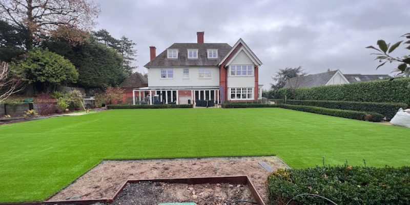 ULTIMATE ARTIFICIAL LAWNS AND LANDSCAPES LTD