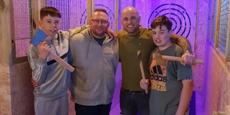 Battle Masters – Harlow Urban Axe Throwing