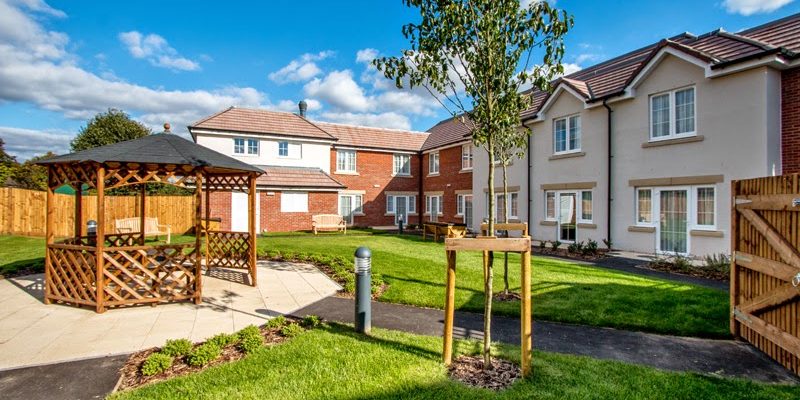 Mountfitchet House Care Home – Care UK