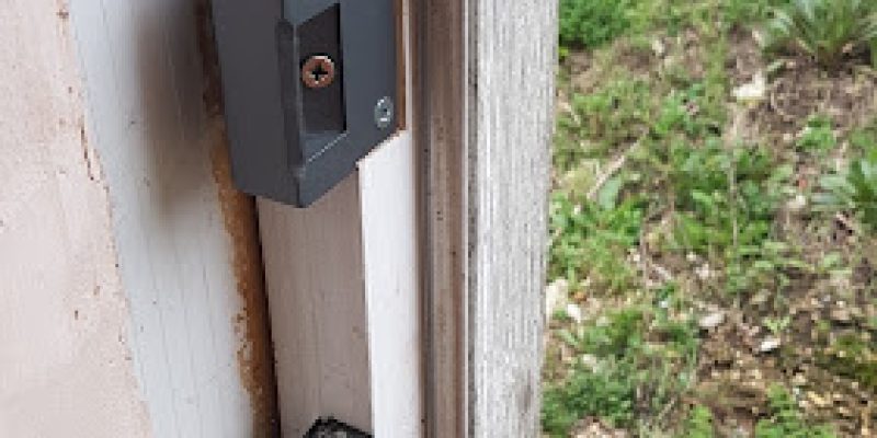 R J Locksmith Colchester