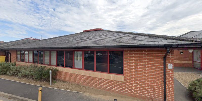 Dr Christopher Parry